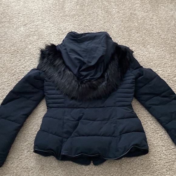 Zara Winter Coat - Picture 2 of 4